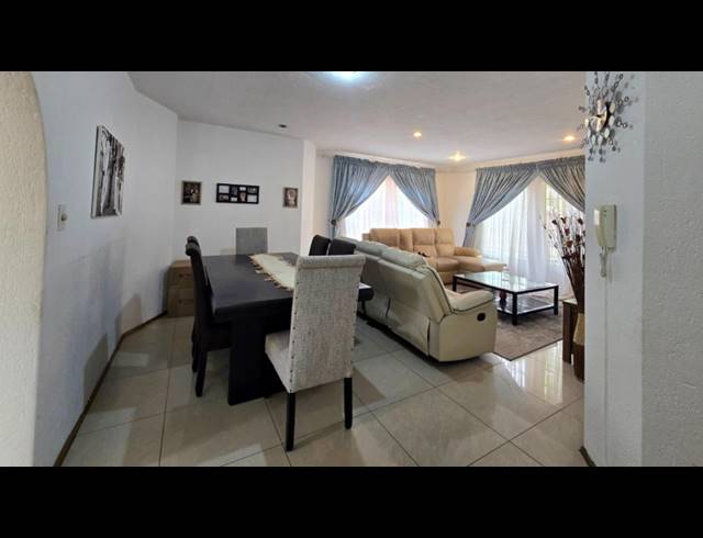 3 BEDROOM TOWNHOUSE FOR SALE IN BRACKENDOWNS